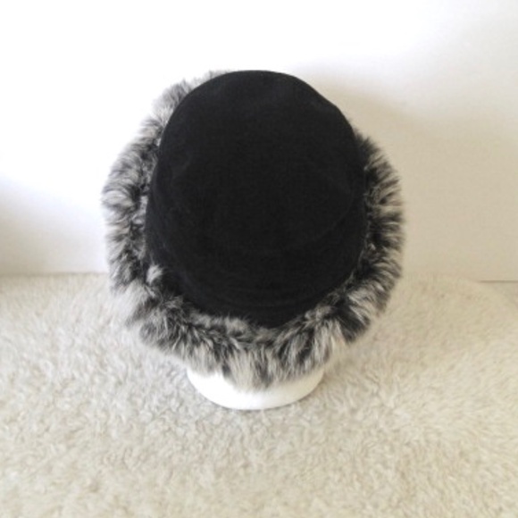 Vintage Danier Suede Bucket Hat With Fur Trim - Picture 5 of 11